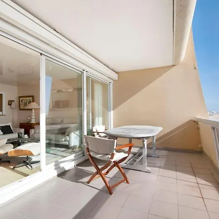 Face : Les Vagues Bauloises דירה La Baule